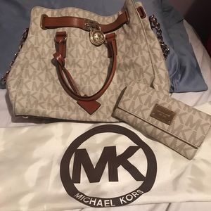 ❤️Michael Kors❤️ Large Bag / Wallet / Duster Bag